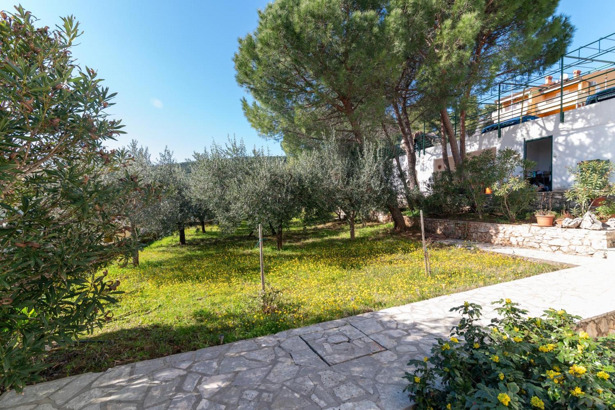 Apartments With A Parking Space Rabac, Labin - 6464 المظهر الخارجي الصورة